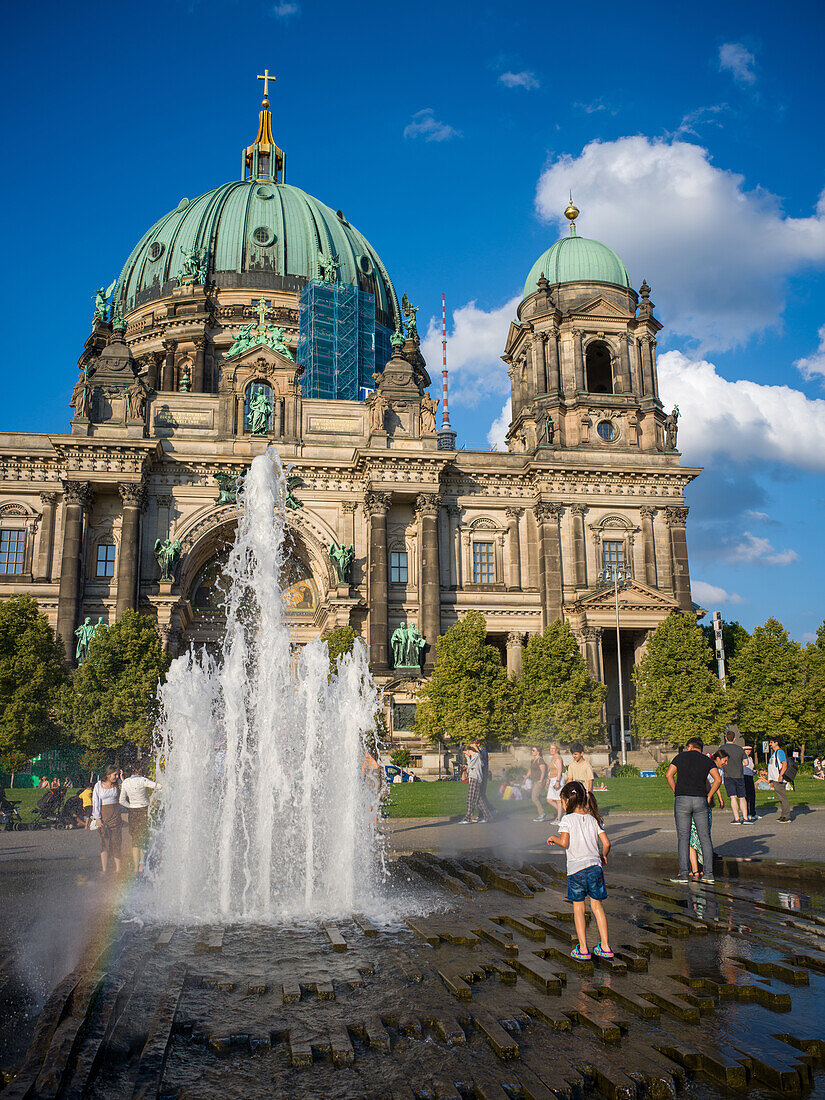  Berlin Cathedral, Lustgarten, Museum Island, Berlin-Mitte, East Berlin, Berlin, Germany, Europe 