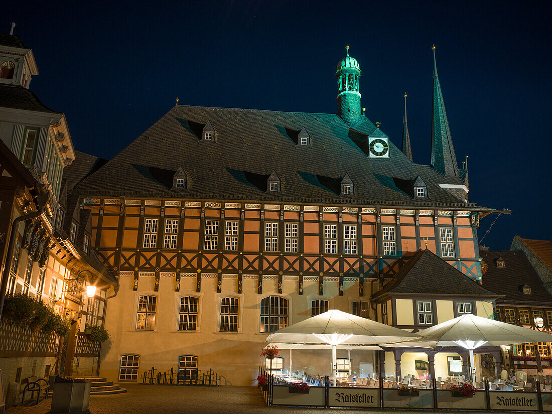  Wernigerode town hall at night, Wernigerode, Harz, Saxony-Anhalt, Central Germany, Germany, Europe 