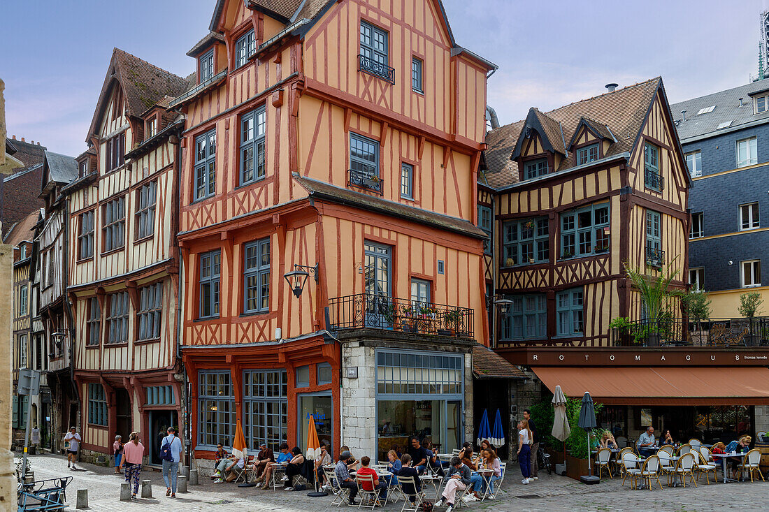  Place Barthélémy (Barthelemy) in Rouen in the Seine-Maritime department in the Normandy region of France 