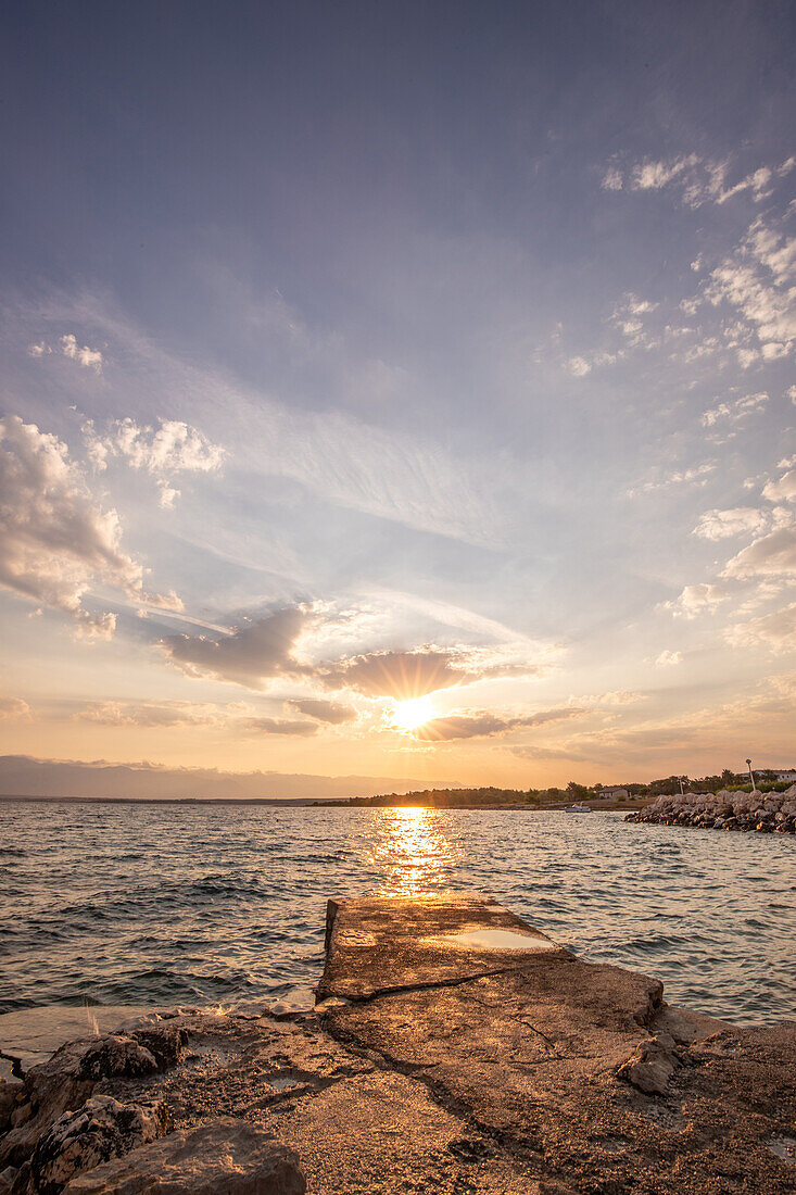  Beach Plaža Lozice, bay with small harbor in the morning at sunrise on the island of Vir, Zadar, Dalmatia, Adriatic Sea, Croatia, Mediterranean Sea 