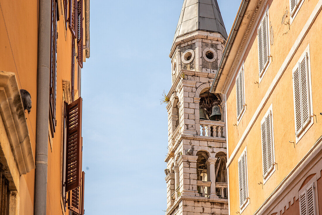  St. Mary&#39;s Church, Benedictine Abbey of St. Mary. Church in the historic old town of Zadar, Adriatic, Dalmatia, Croatia, Mediterranean 