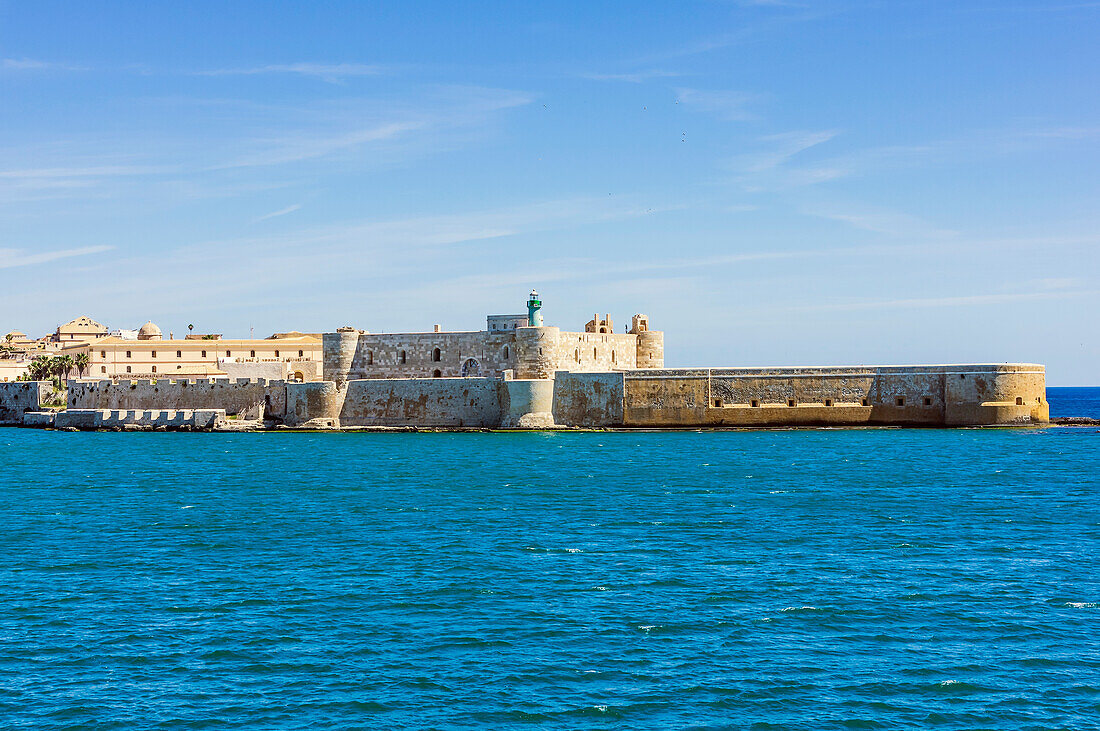 Blick auf Castello Maniace, Syrakus, Sizilien, Italien