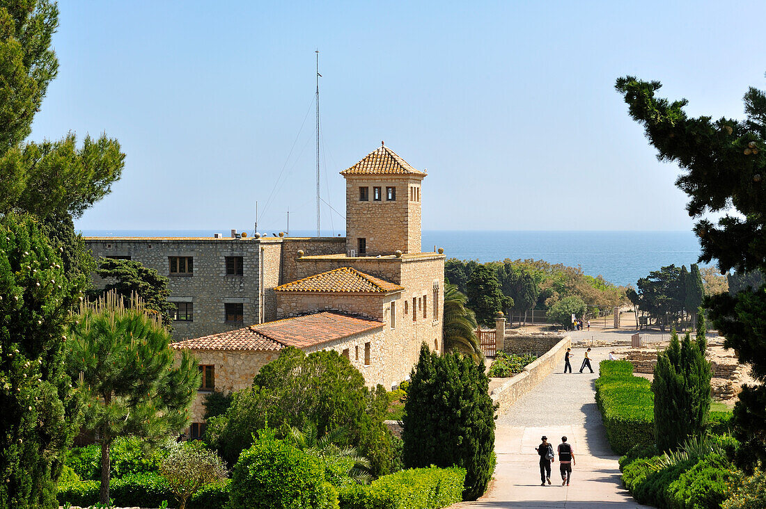 Kloster Sainte Marie de Grace auf der archäologischen Stätte von Empuries. Costa Brava, Katalonien, Spanien, Europa