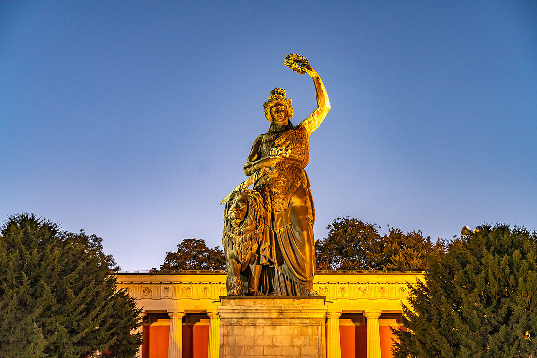   Hall of Fame and Bavaria Statue at dusk, Munich, Bavaria, Germany  