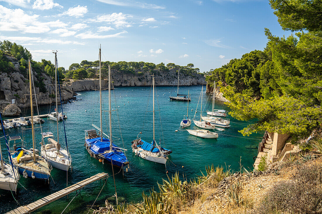  Calanque de Port Miou between Cassis and Marseille, Provence, France, Europe 