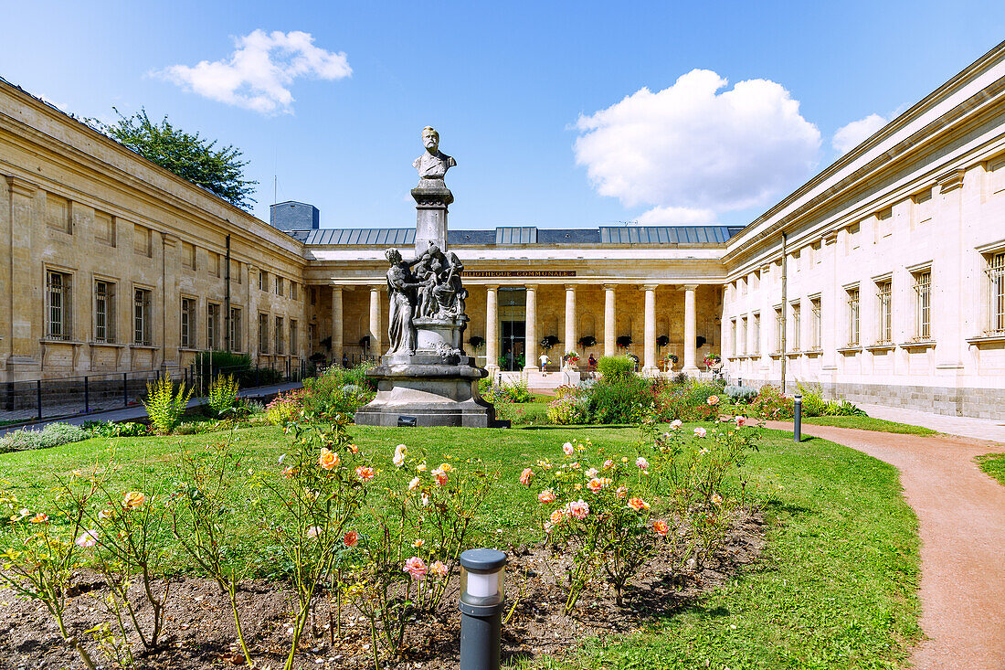 Bibliothèque Louis Aragon in Amiens im Département Somme in der Region Hauts-de-France in Frankreich