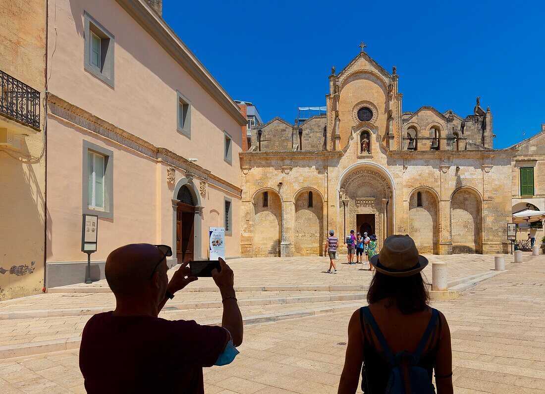  Die Kirche San Giovanni Battista, Matera, Basilikata, Italien 