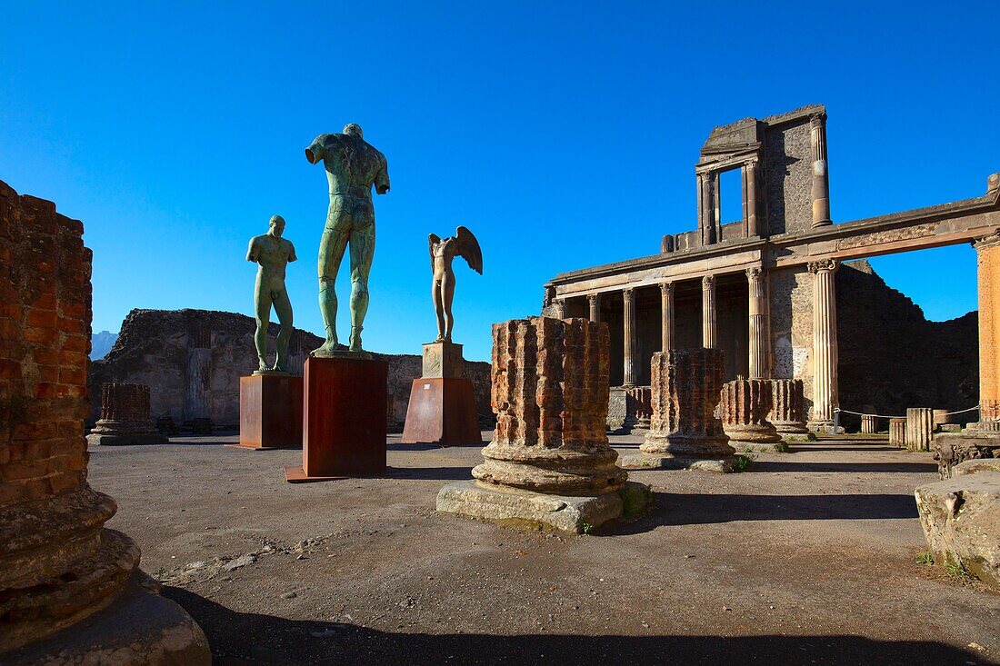 Mitoraj at Pompeii, Pompei, Napoli, Campania, Italy