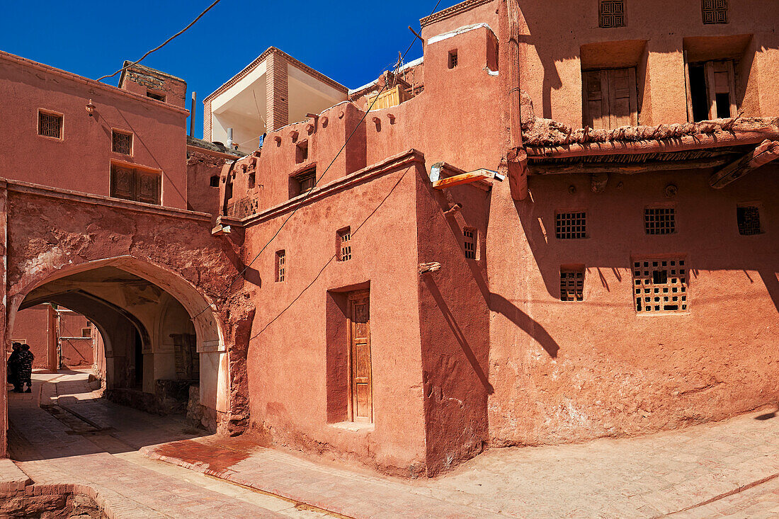  Traditionelle Häuser im historischen Dorf Abyaneh, Kreis Natanz, Iran. 