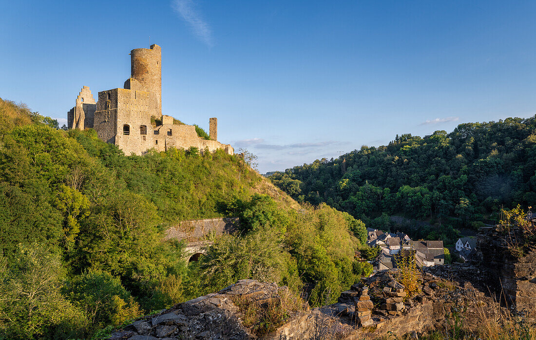  View of the Löwenburg, Monreal, Mayen-Koblenz district, Rhineland-Palatinate, Germany 