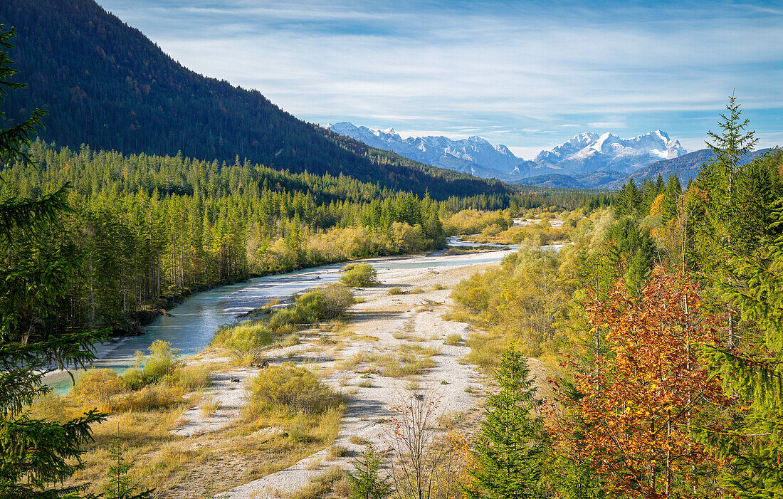  The Isar between Wallgau and Vorderriß in autumn, Upper Bavaria, Bavaria, Germany, Europe 