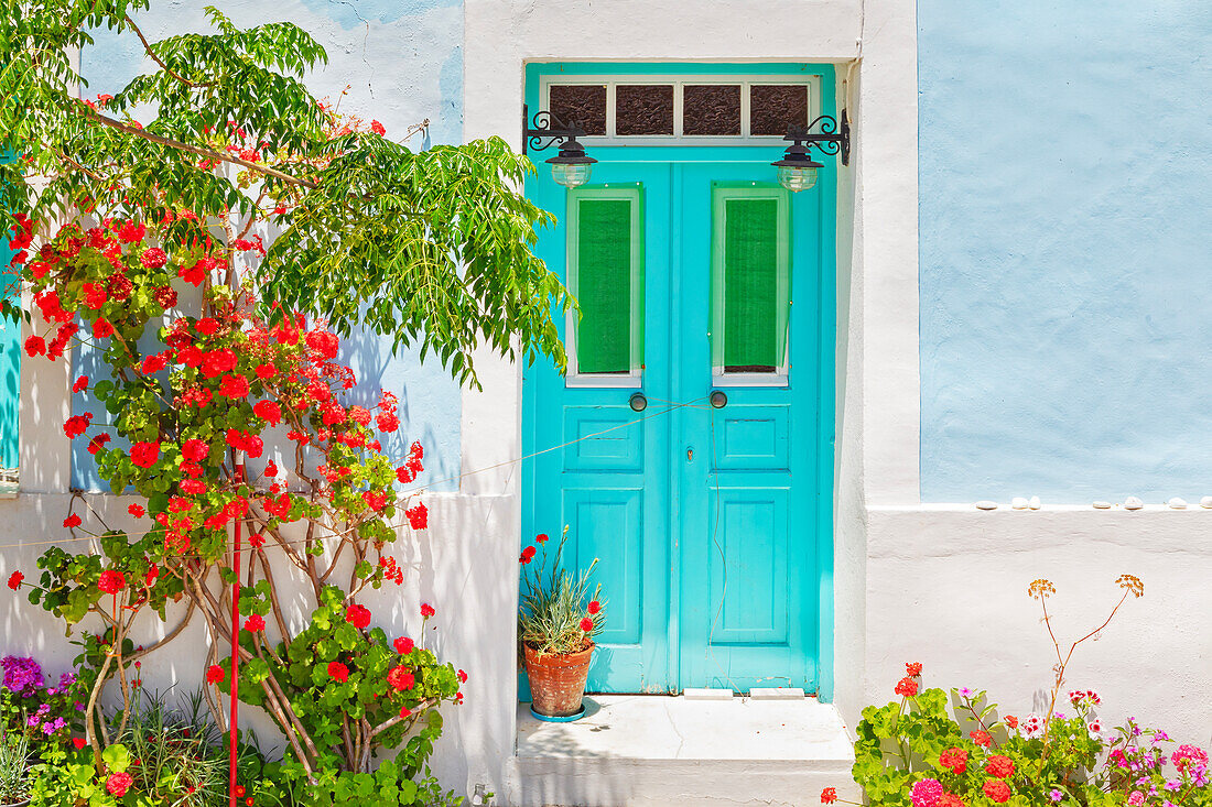  Traditionelles griechisches Haus, Dorf Ano Meria, Insel Folegandros, Kykladen, Griechenland 