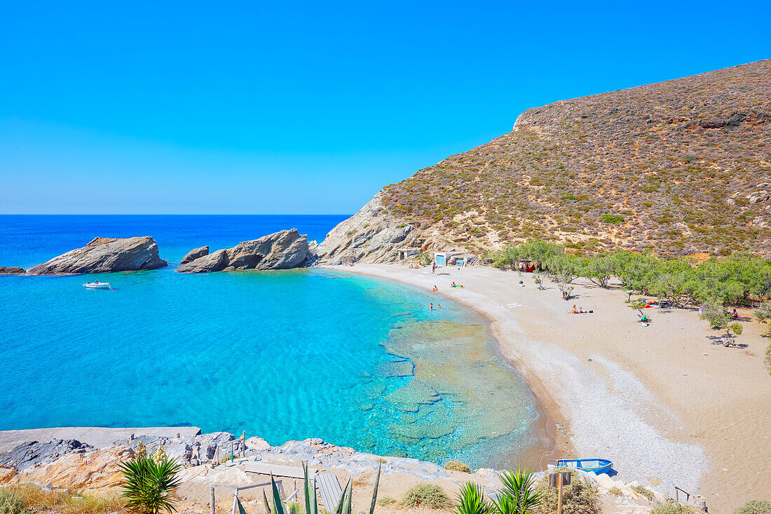  Strand von Agios Nikolaos, Agali, Insel Folegandros, Kykladen, Griechenland 