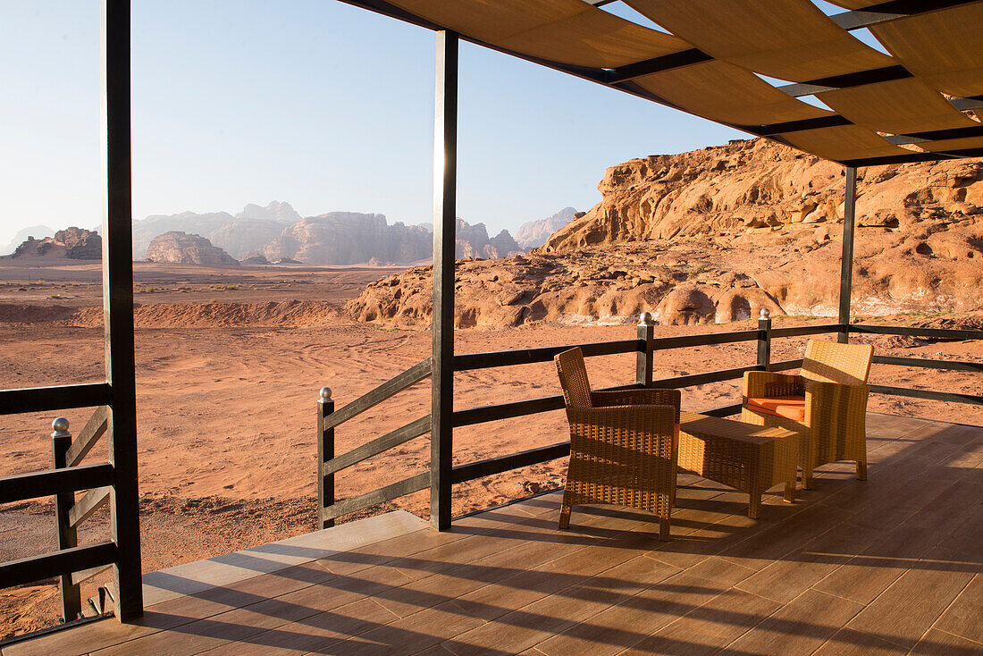  „Suncity Camp“ in der Wüste Wadi Rum, UNESCO-Weltkulturerbe, Jordanien, Naher Osten, südliche Levante, Westasien 