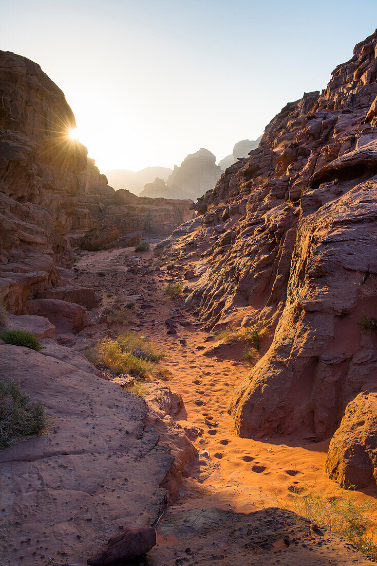  Wadi Rum, UNESCO-Weltkulturerbe, Jordanien, Naher Osten, südliche Levante, Westasien 