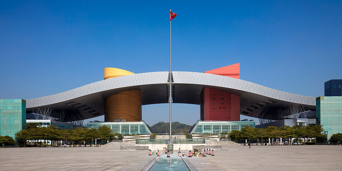 Flagpole with flag of China installed at the Shenzhen Civic Center. Shenzhen, Guangdong Province, China.