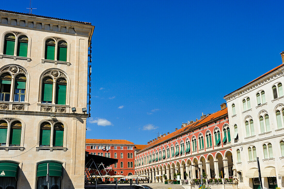 Paläste am Platz der Republik, Prokurative, Altstadt, Split, Dalmatien, Kroatien, Südosteuropa