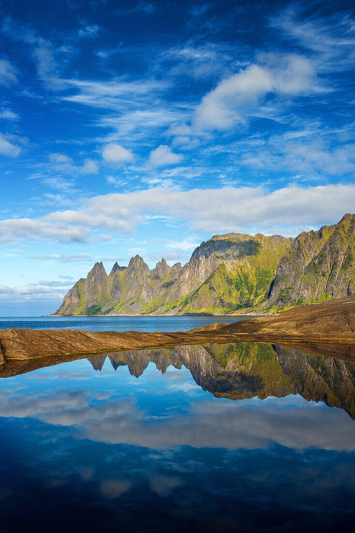  Summer, beach, dragon&#39;s teeth, mountains, bay, fjord, Ersfjord, Senja, Skaland, Norway, Europe 