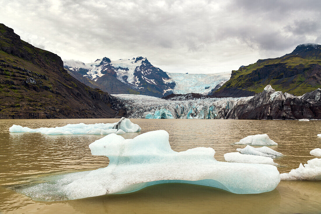  glacier, glacial lake, ice, iceberg, volcanic landscape, SvinafellsjÃ¶kull, mountains, Iceland, Europe 