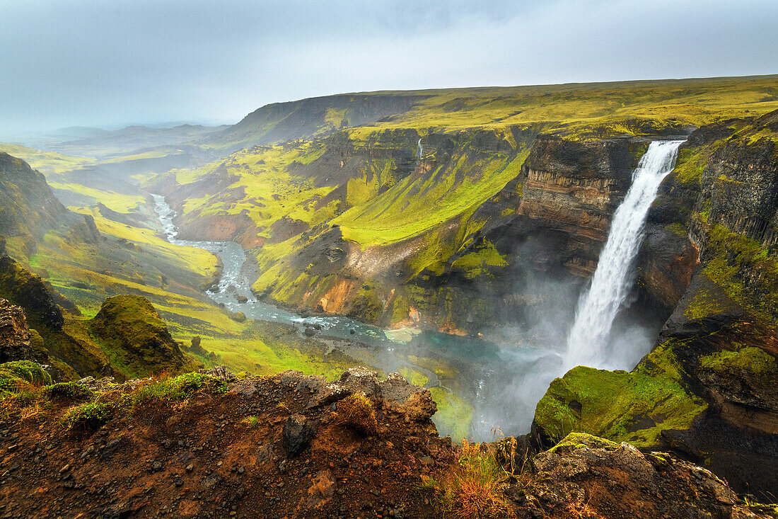  waterfall, Haifoss, river, gorge, valley, highland, volcanic landscape, mountains, Landmannalaugar, Iceland, Europe 