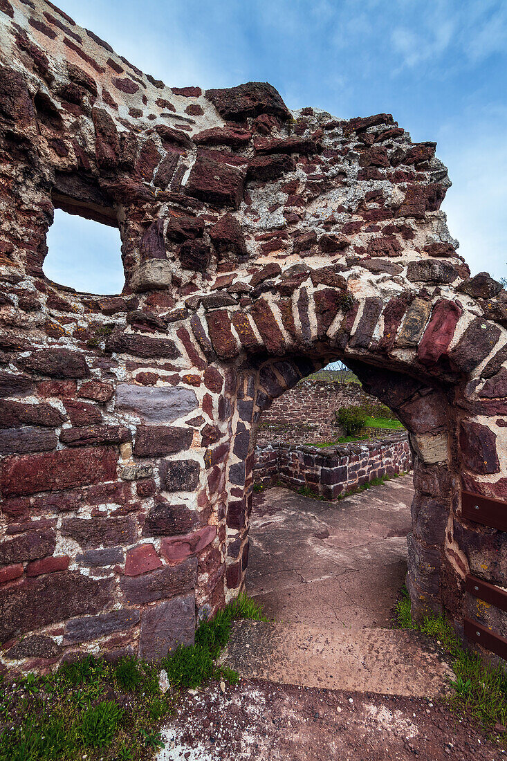  Hohnstein Castle, entrance, gate, Middle Ages, Neustadt, Harz, Thuringia, Germany, Europe 