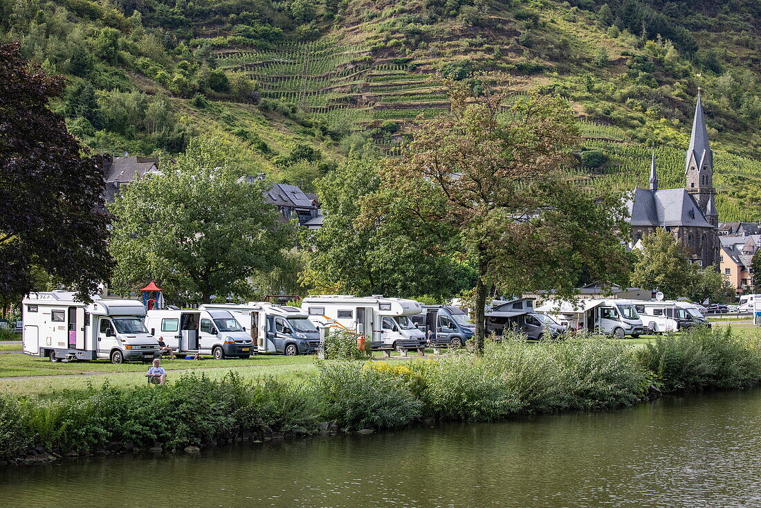  Campsite with mobile homes on the Moselle, St. Aldegund, Rhineland-Palatinate, Germany, Europe 