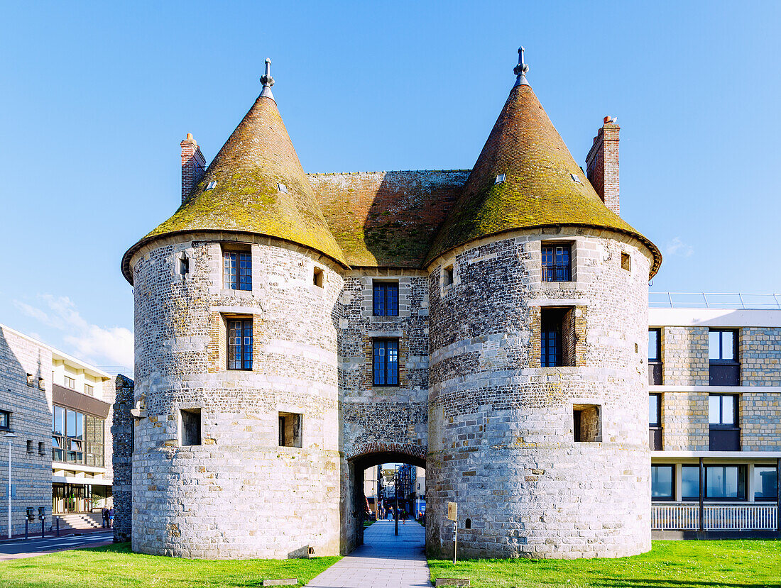  historic city gate Porte des Tourelles in Dieppe on the Alabaster Coast (Côte d&#39;Albâtre, Cote d&#39;Albatre) in the Seine-Maritime department in the Normandy region of France 