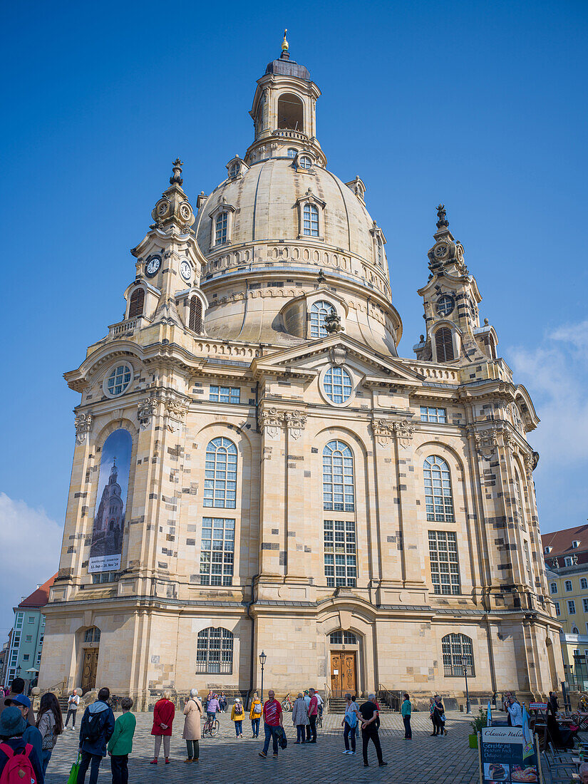  Frauenkirche, Neumarkt, Old Town, Dresden, Saxony, Germany, Europe 