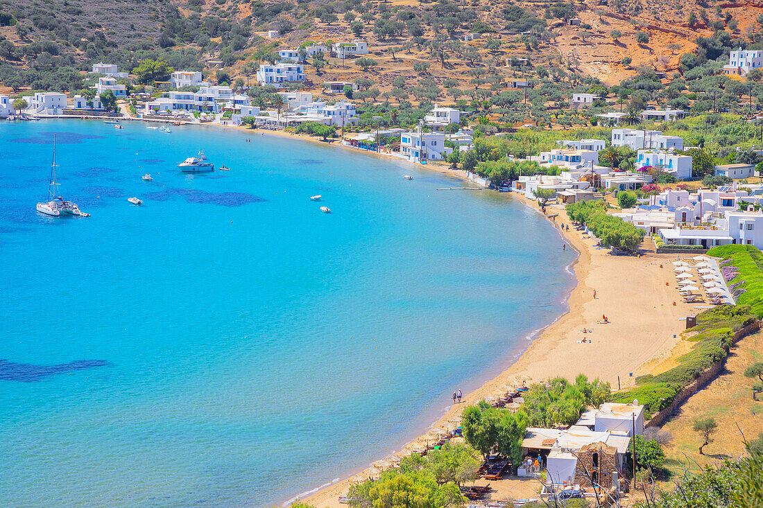  Vathi Bay, erhöhte Ansicht, Vathi, Insel Sifnos, Kykladen, Griechenland 