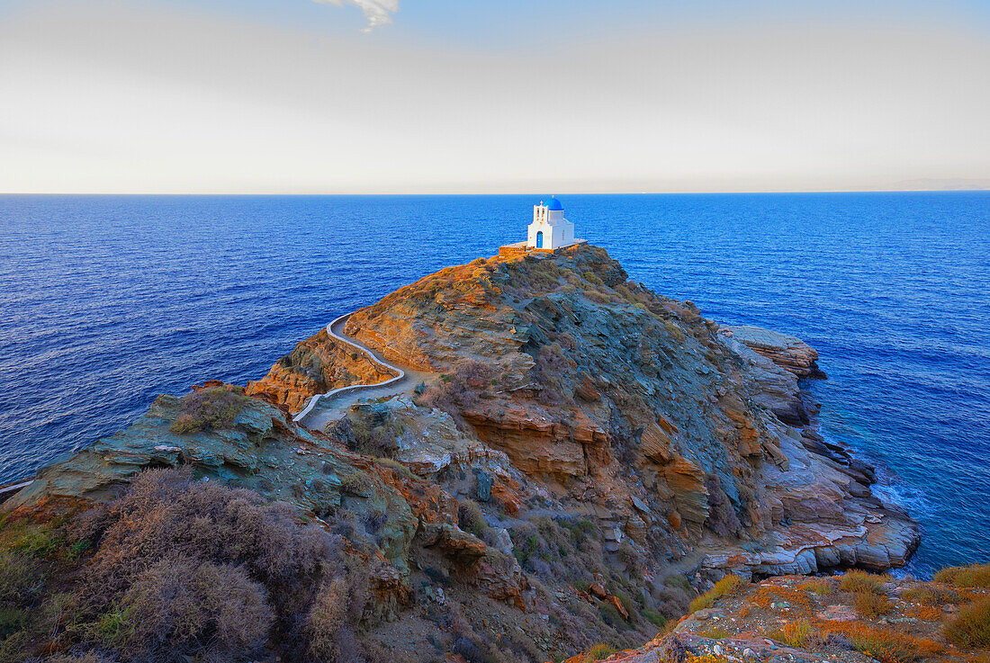  Kirche der Sieben Märtyrer, Kastro, Insel Sifnos, Kykladen, Griechenland 