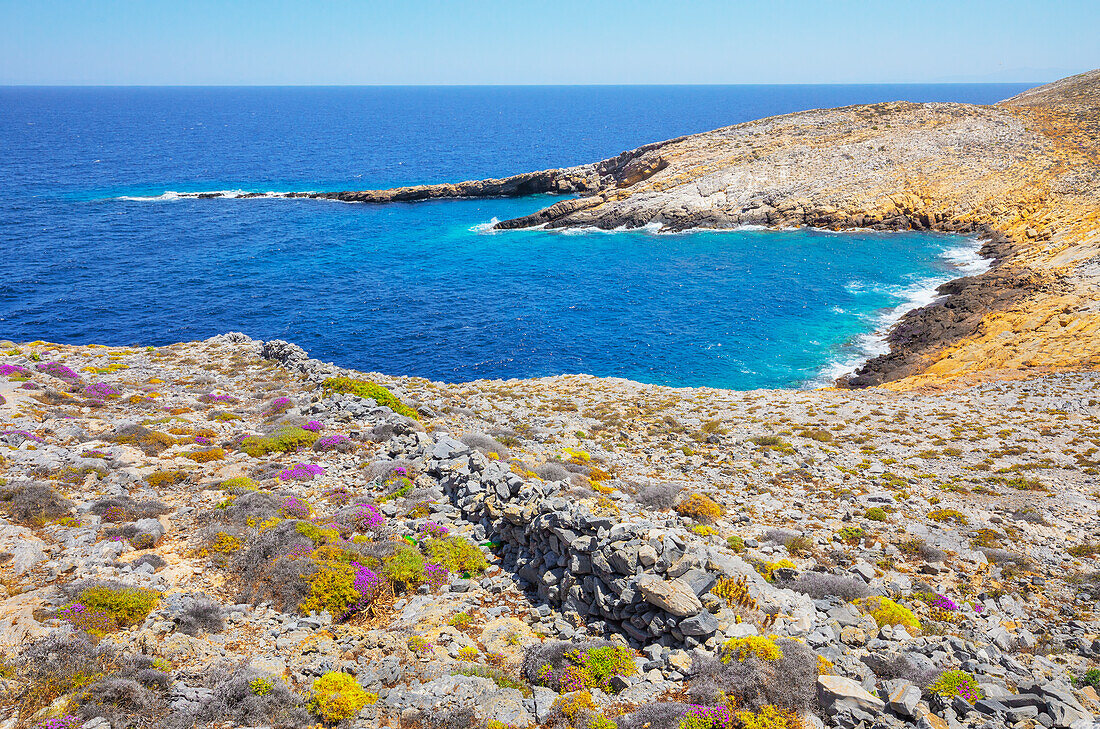  Blick auf die Nordküste der Insel Sifnos, Insel Sifnos, Kykladen, Griechenland 