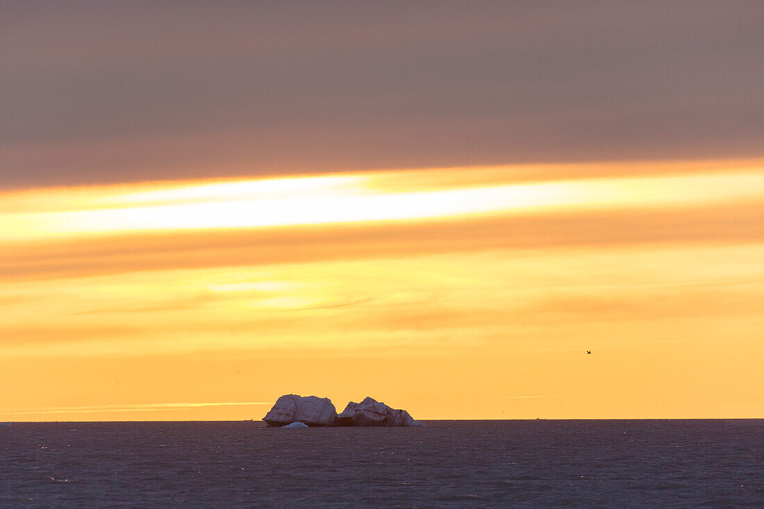  Evening mood in Kongsfjord, Spitsbergen, Norway 