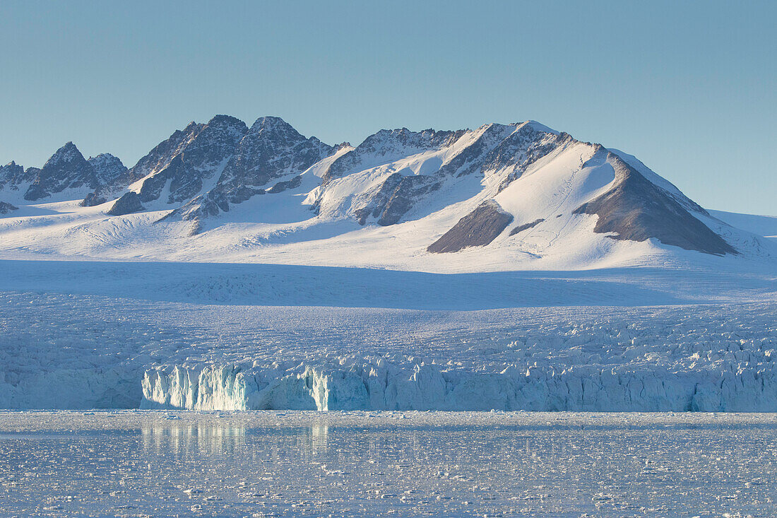 Lilliehoeoek-Gletscher, Krossfjord, Spitzbergen, Norwegen