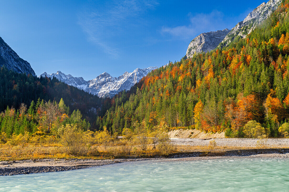 Farbenprächtiger Herbst im Karwendel, Hinterriß, Karwendel, Tirol, Österreich, Europa