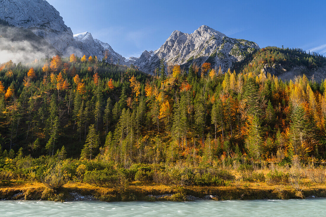  Colorful autumn in the Karwendel, Hinterriß, Karwendel, Tyrol, Austria, Europe 