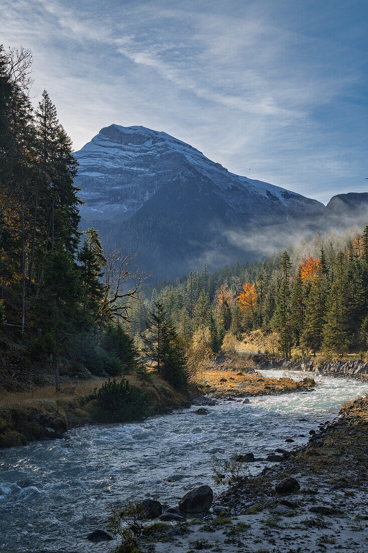  Colorful autumn in the Karwendel, Hinterriß, Karwendel, Tyrol, Austria, Europe 