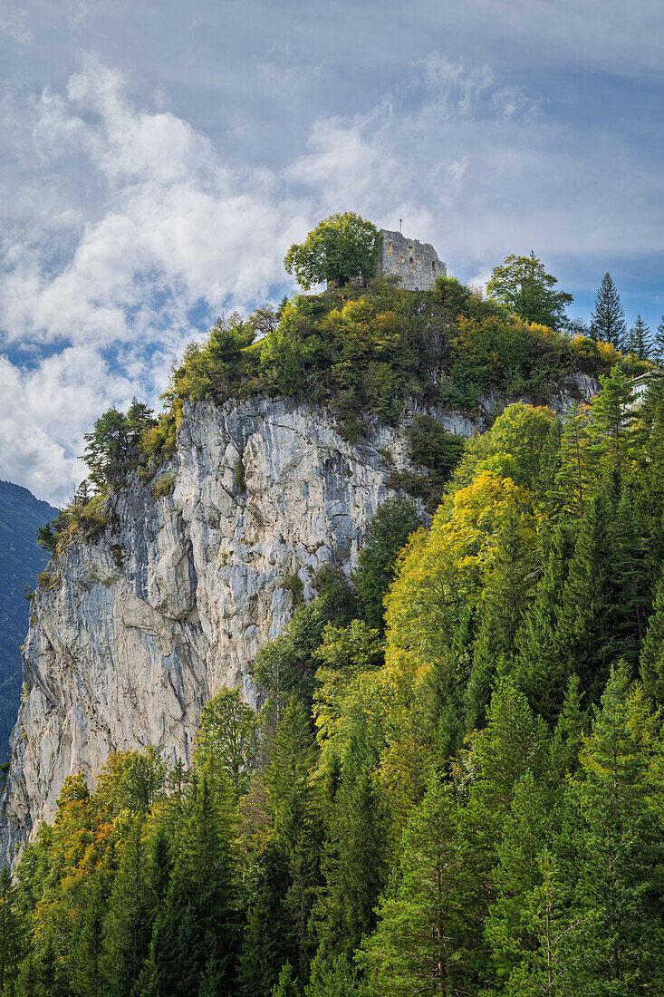  View of the castle ruins Falkenstein in the Ostallgäu near Pfronten in autumn, Bavaria, Germany, Europe 