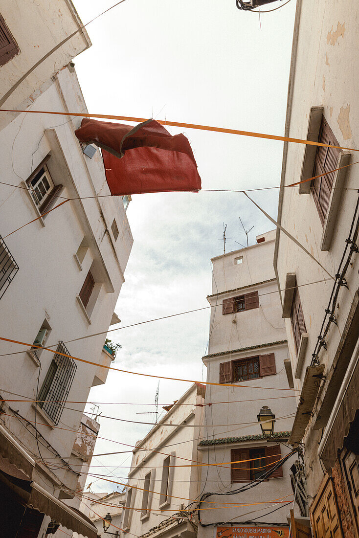 Bab Marakesh, ein second hand Medina-Markt in Casablanca.