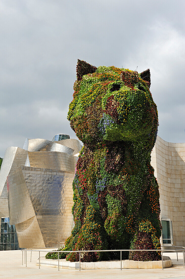 Werke von Jeff Koons, Guggenheim Museum, Bilbao, Provinz Biscaya, Baskenland, Spanien, Europa