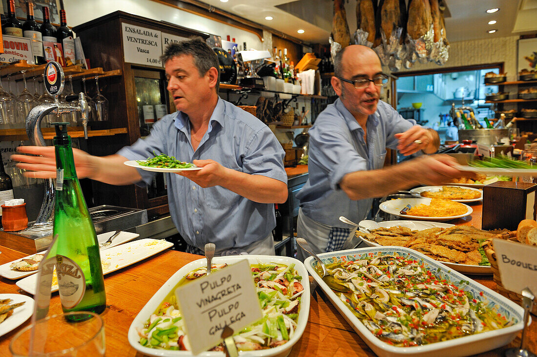 "La Vina" bar-restaurant, 3,  31 de Agosto Street, Old Town, San Sebastian, Bay of Biscay, province of Gipuzkoa, Basque Country, Spain,Europe