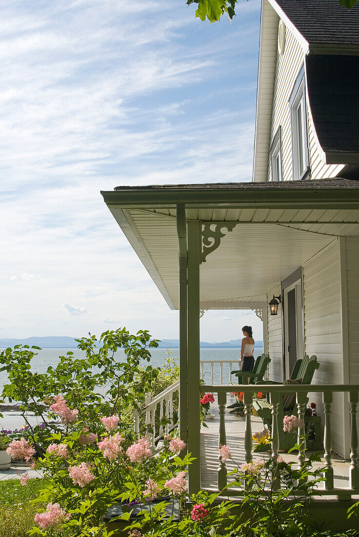 Villa am Ufer des Sankt-Lorenz-Stroms, Kamouraska, Region Bas-Saint-Laurent, Provinz Quebec, Kanada, Nordamerika