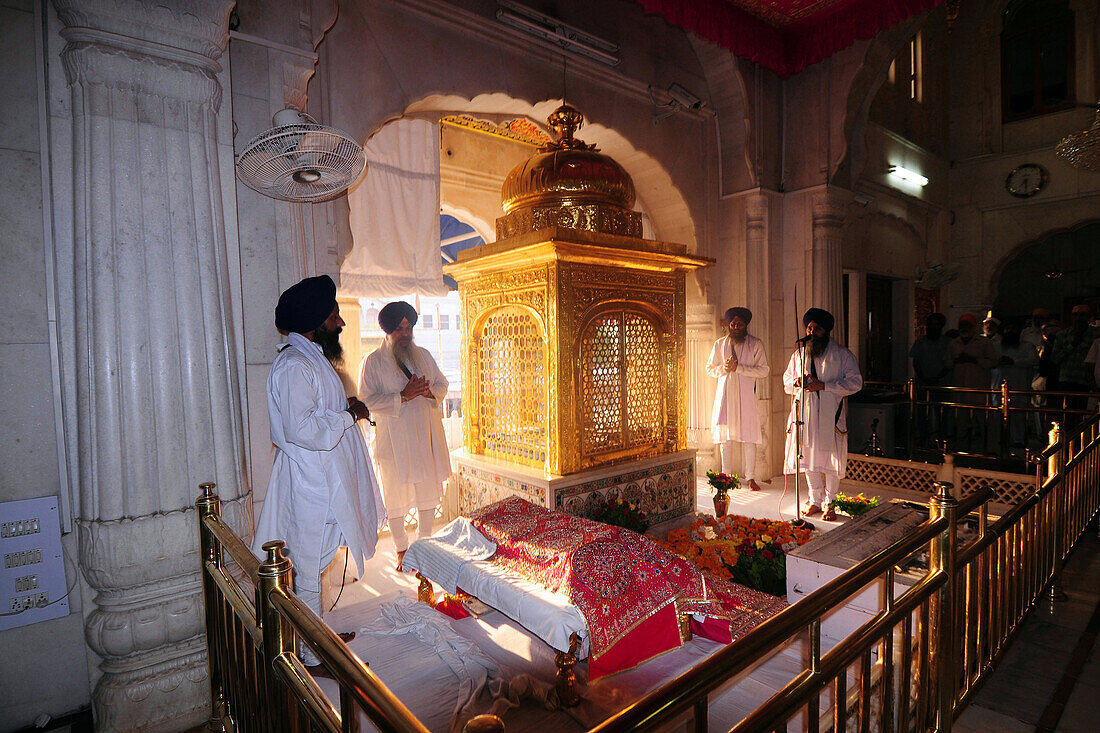 Interior of golden temple, amritsar, punjab, india, asia