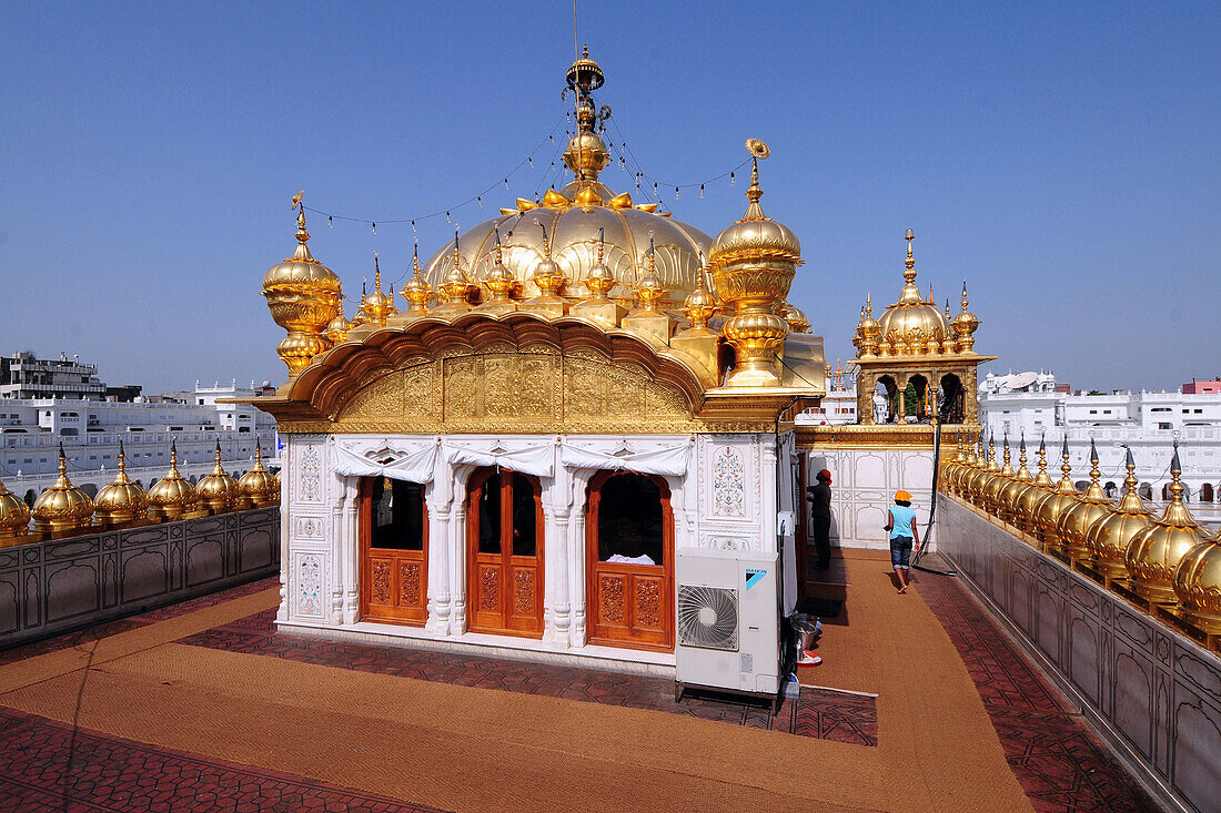 Top of golden temple, amritsar, punjab, india, asia