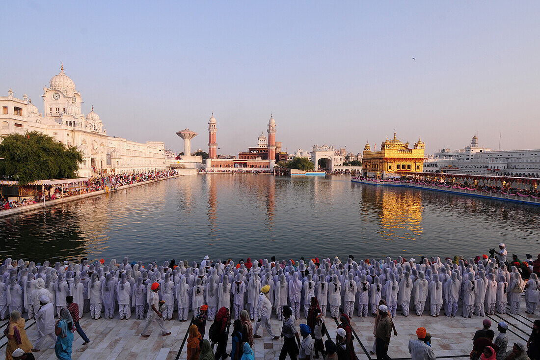  Goldener Tempel, Amritsar, Punjab, Indien, Asien 