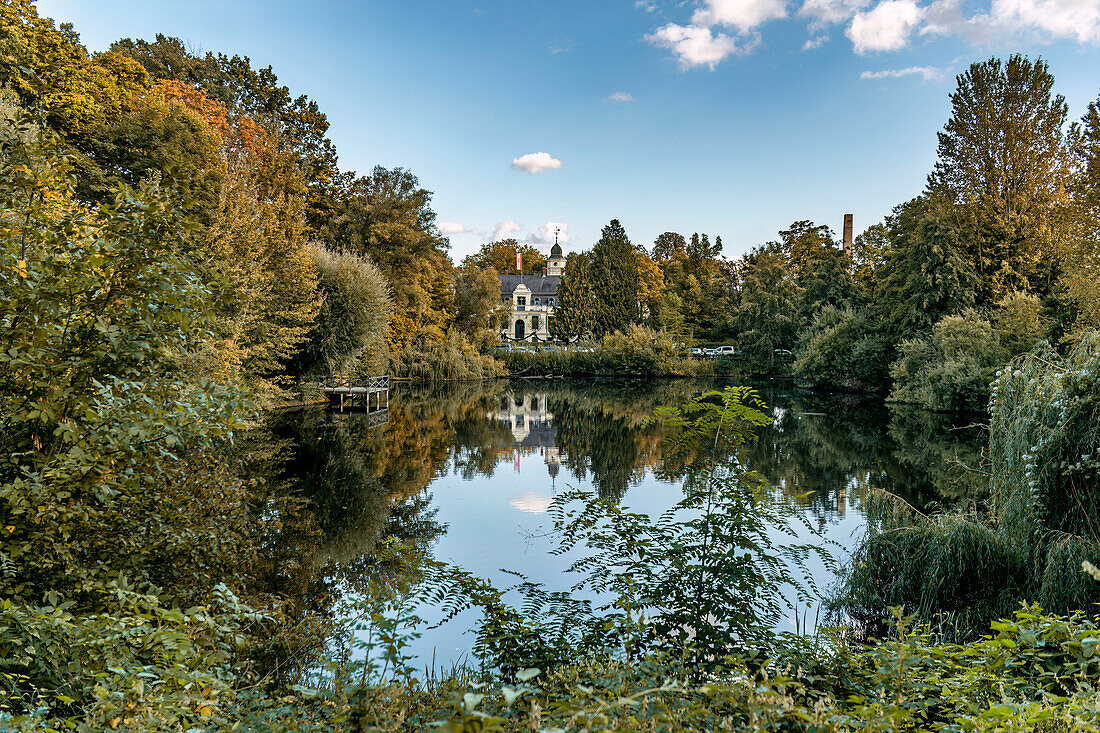  Britz Castle, Berlin, Indian summer, 