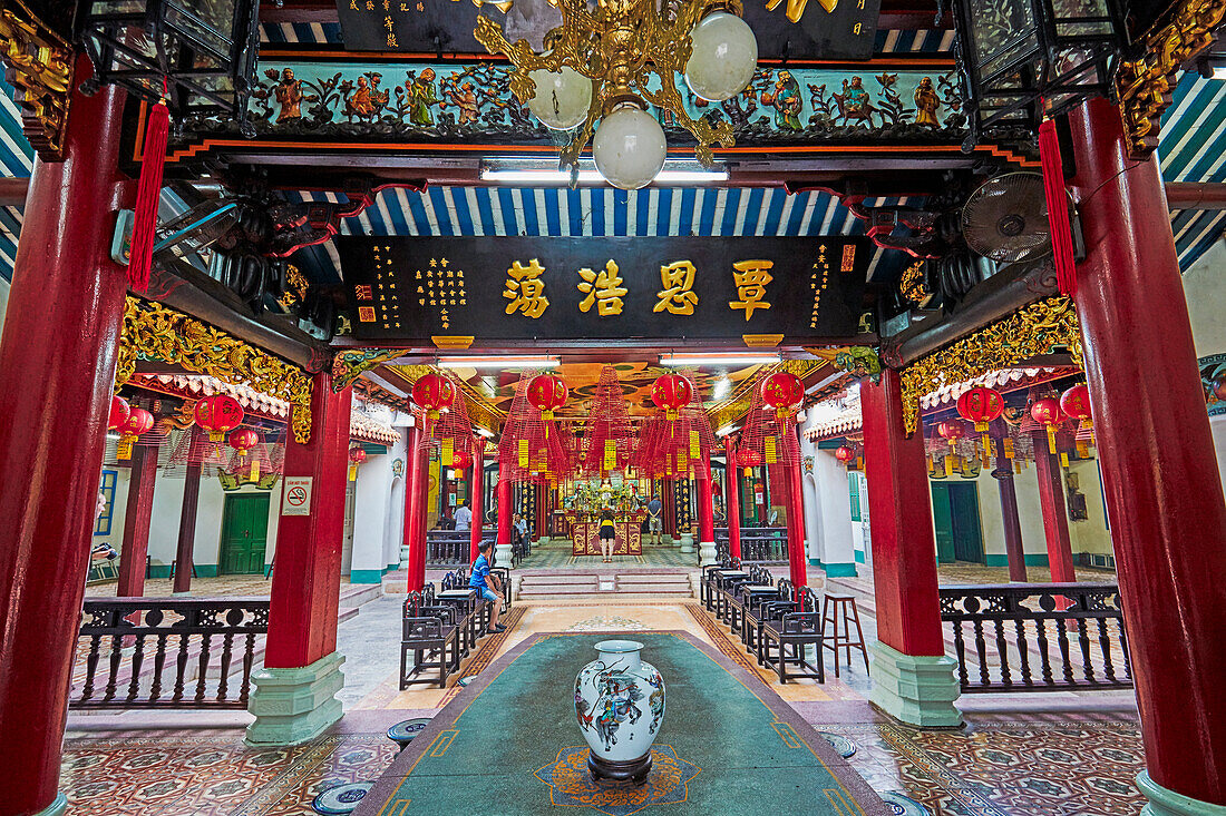 Interior view of the Fujian Assembly Hall (Phuc Kien). Hoi An Ancient Town, Quang Nam Province, Vietnam.