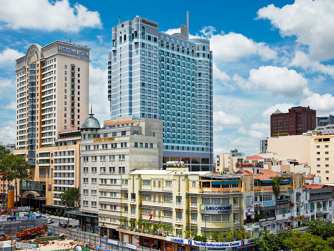  Erhöhte Ansicht der Stadt. Bezirk 1, Ho-Chi-Minh-Stadt, Vietnam. 