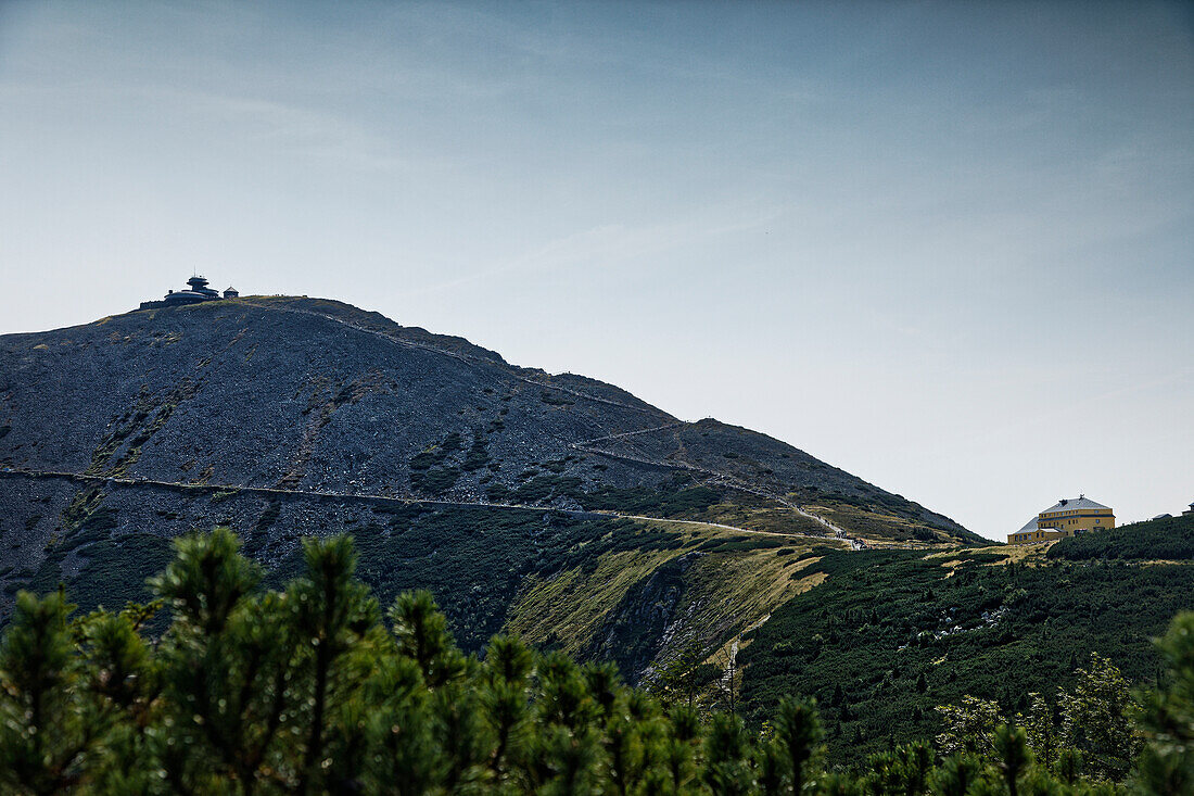 Schneekoppe, Summit, Schlesierhaus, Schronisko Dom Śląski, Karpacz, Riesengebirge, Karpacz, Sniezka, Lower Silesia, Poland