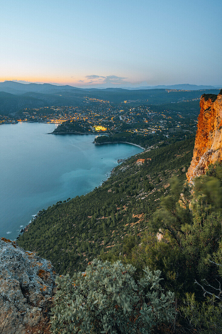  View from Cap Canaille to Cassis and the Calanques National Park during the blue hour, Provence-Alpes-Côte d&#39;Azur, France 