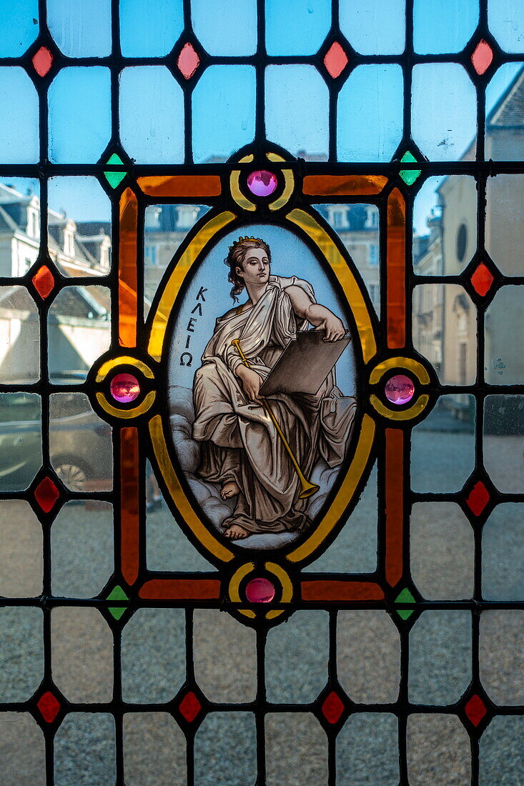  Stained glass window in the Patriarche winery, Beaune, Côte-d&#39;Or, Bourgogne-Franche-Comté, France, Europe 